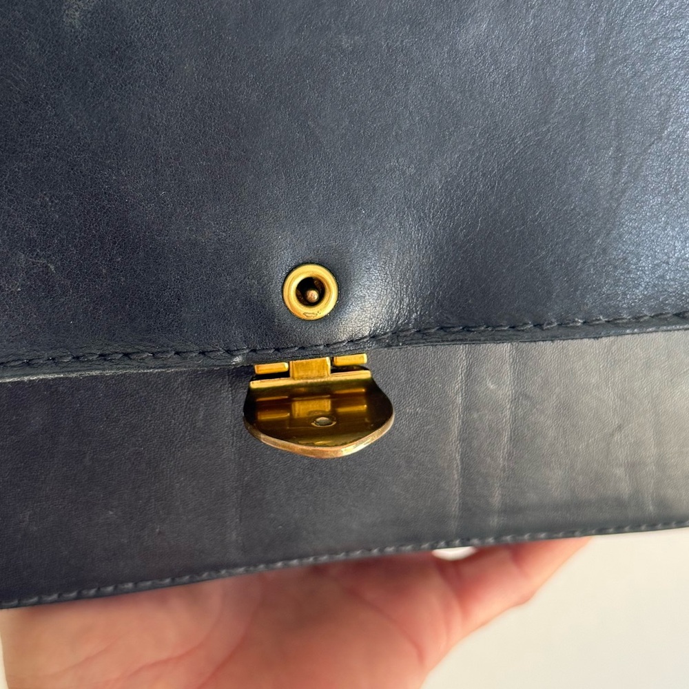 Madewell Black Leather Crossbody Bag Gold Hardware - Picture 8 of 11